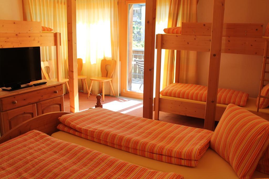 Pension St. Jakob Engelberg Chambre photo